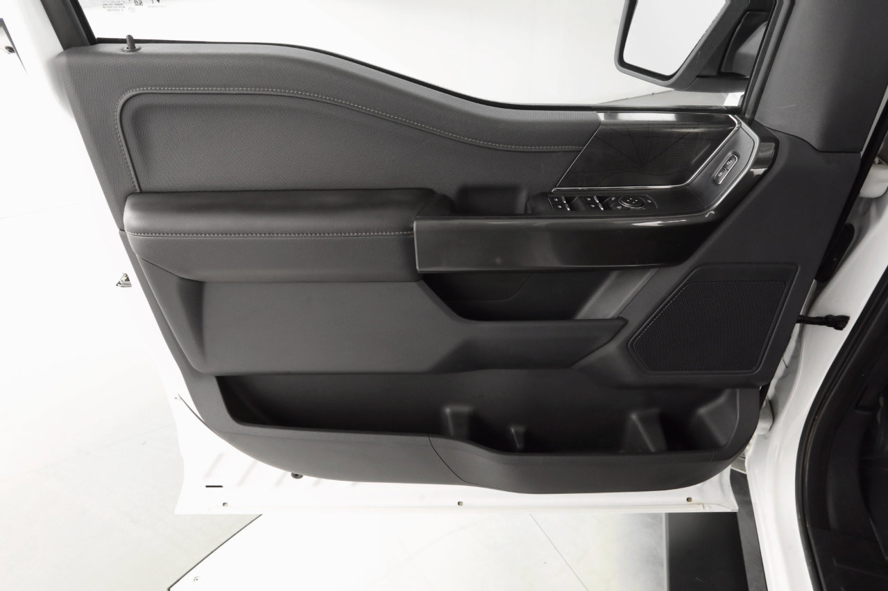 Used 2021 Ford F150 XLT w/ Equipment Group 302A High image 10