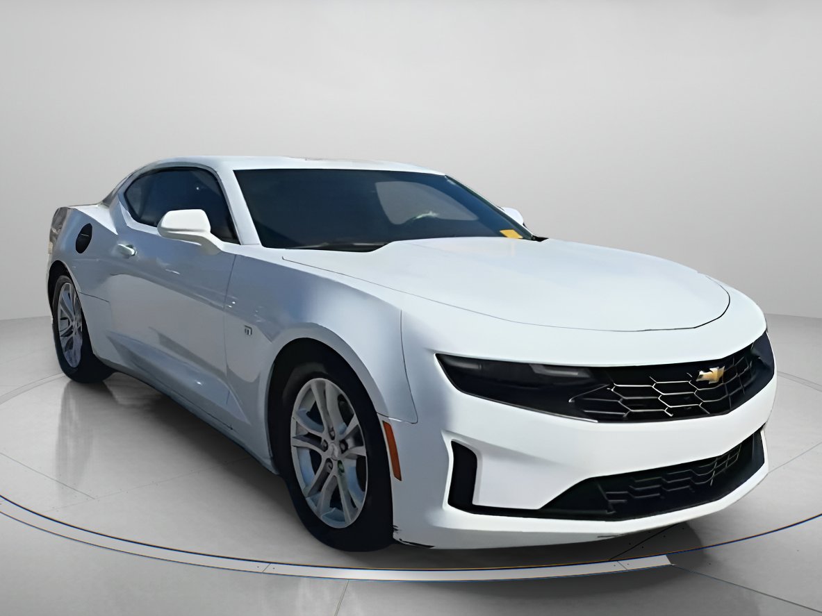 Used 2020 Chevrolet Camaro LS image 3