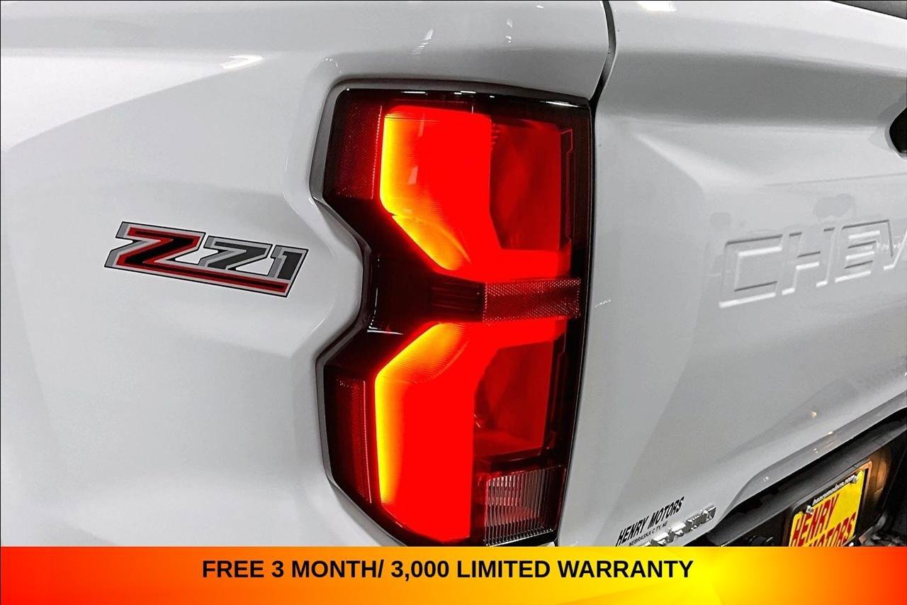 Used 2024 Chevrolet Colorado Z71 w/ Advanced Trailering Package AWD/4WD image 23