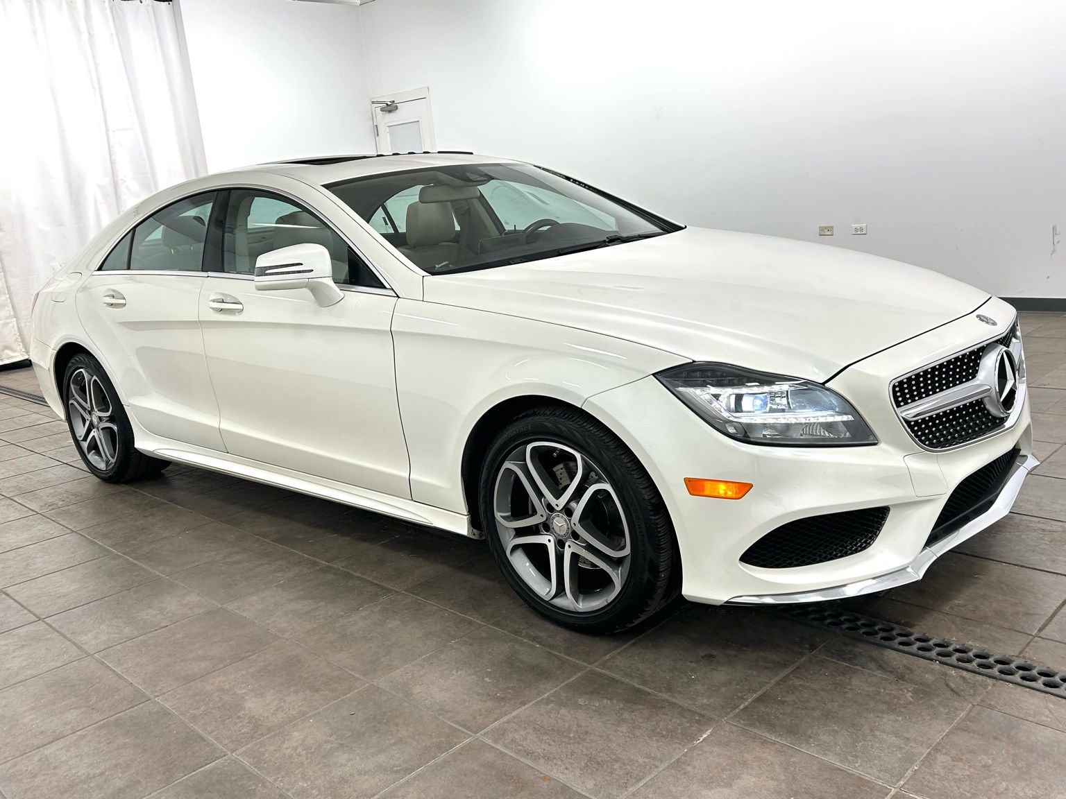 Used 2015 Mercedes-Benz CLS 400 4MATIC image 6