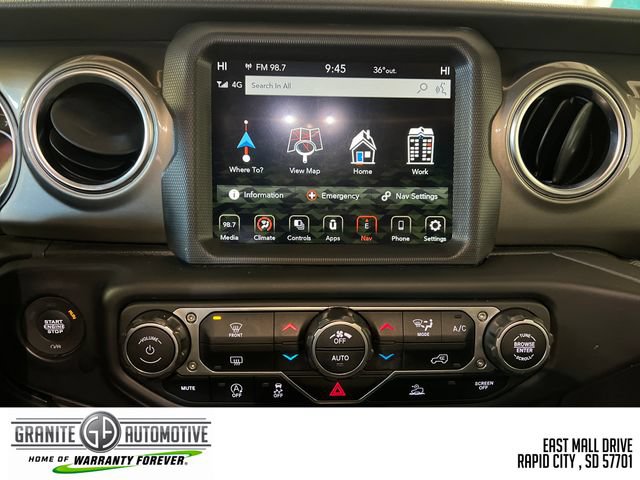 Used 2023 Jeep Wrangler Unlimited Sahara AWD/4WD image 18