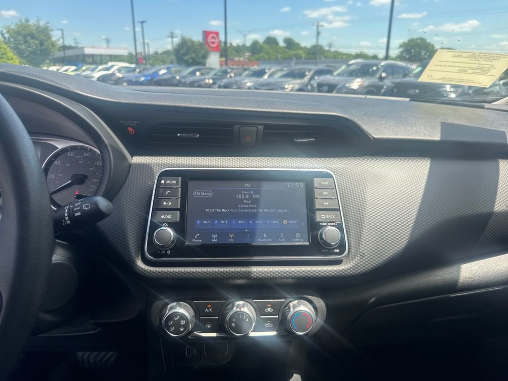 Used 2025 Nissan Kicks Play S FWD image 15