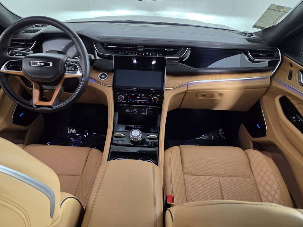 Certified 2024 Jeep Grand Cherokee Summit image 29