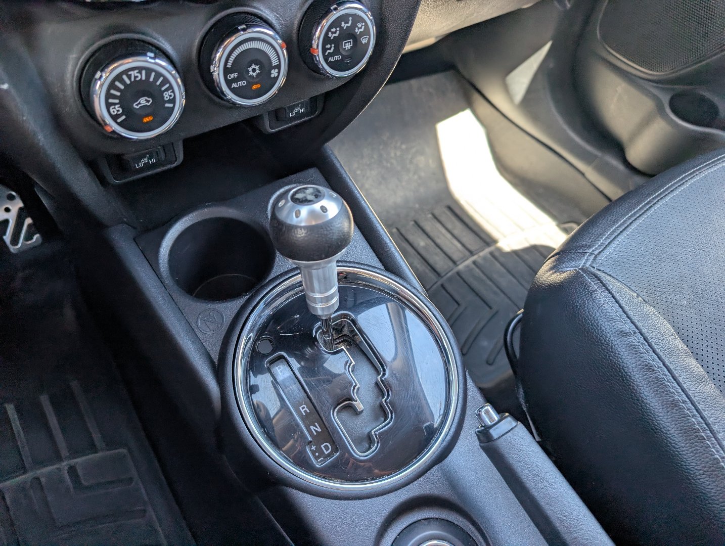 Used 2017 Mitsubishi Outlander Sport SEL AWD/4WD image 16
