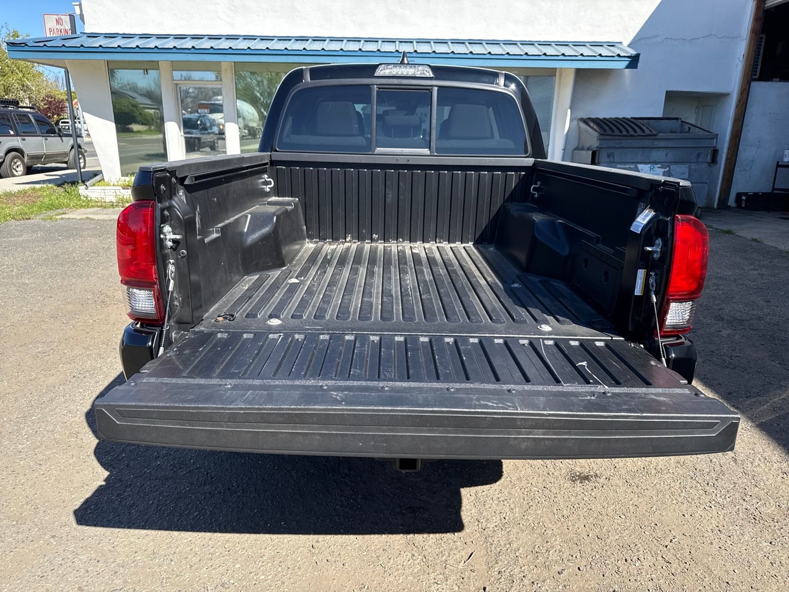 Used 2023 Toyota Tacoma SR image 23