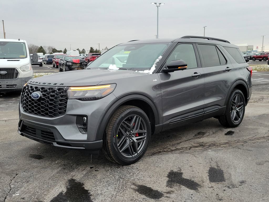 New 2026 Ford Explorer ST-Line w/ ST-Line Street Pack image 8