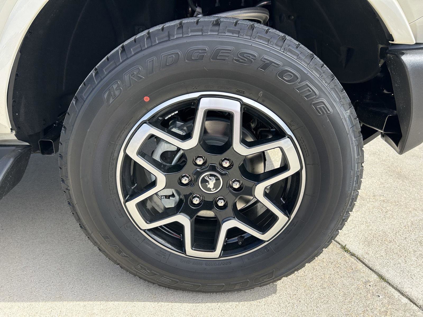 New 2026 Ford Bronco Outer Banks AWD/4WD image 41