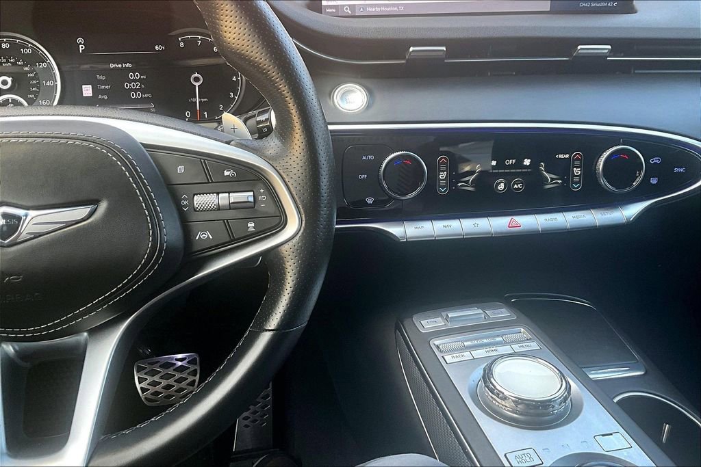 Used 2025 Genesis GV70 3.5T Sport image 26