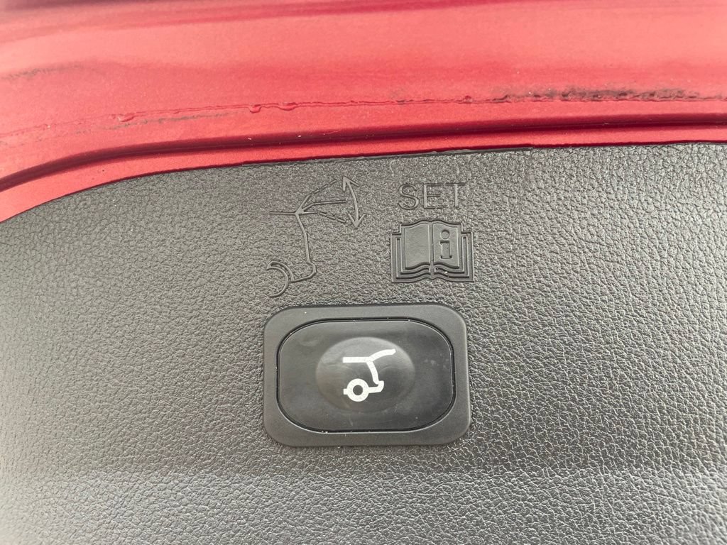 Used 2015 Ford Escape Titanium w/ Equipment Group 301A FWD image 21
