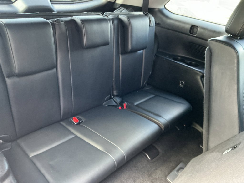 Used 2019 Toyota Highlander XLE AWD/4WD image 37