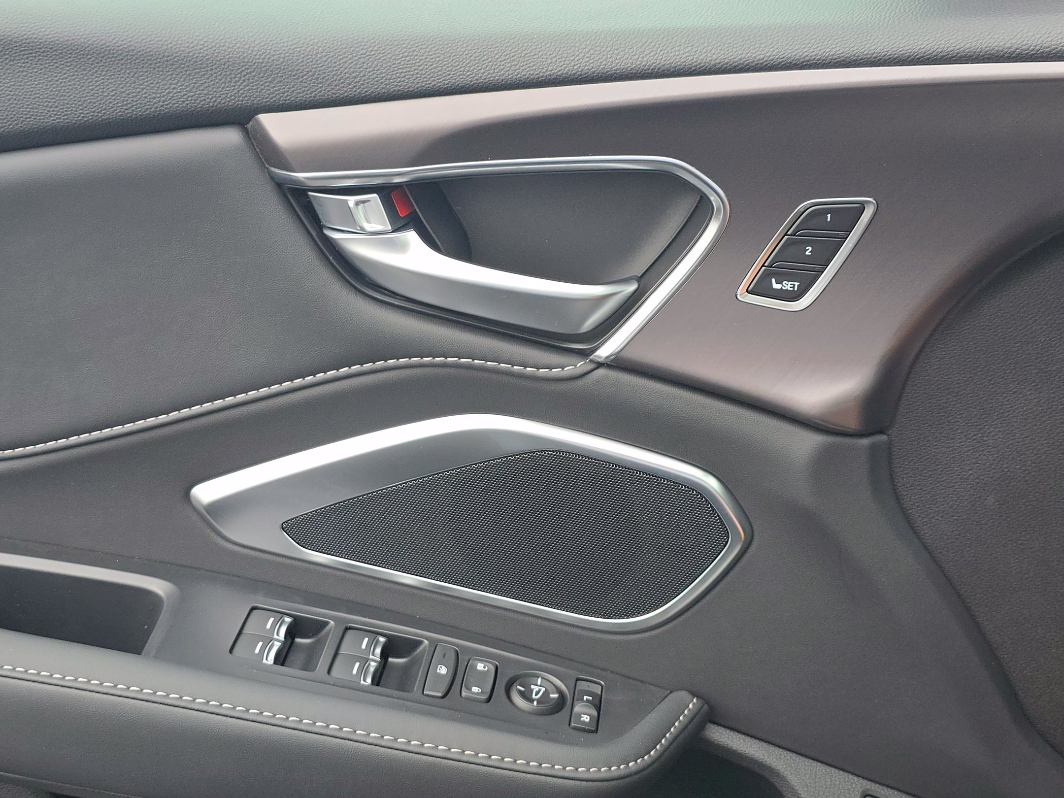 New 2026 Acura RDX SH-AWD image 21