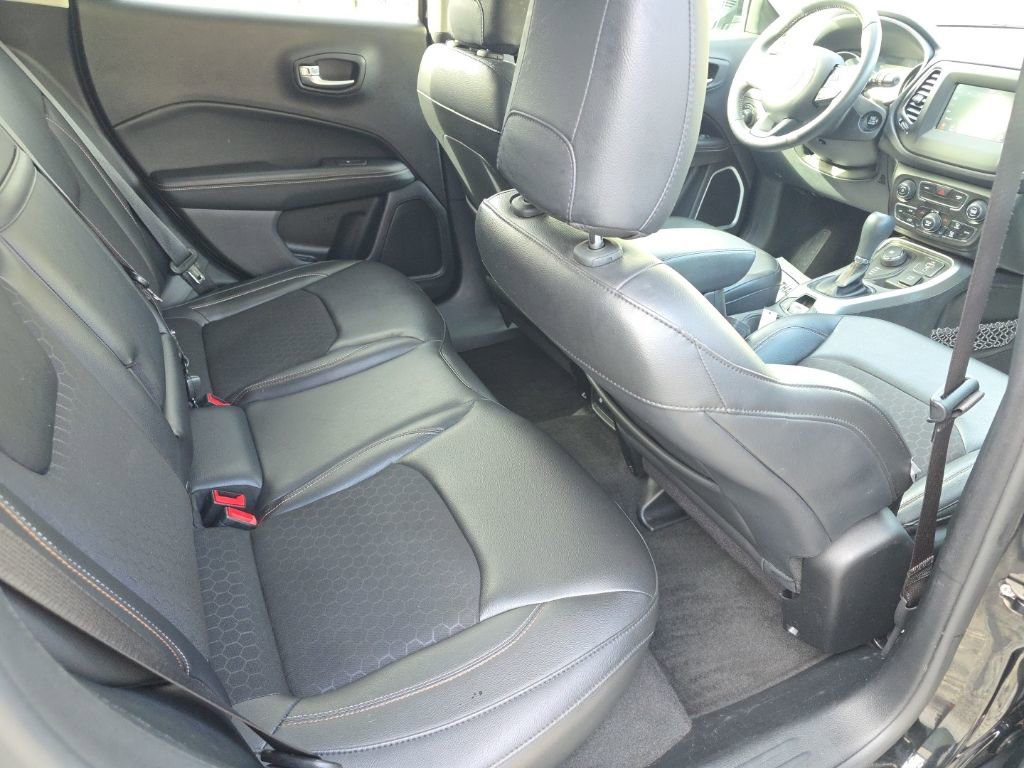 Used 2018 Jeep Compass Latitude w/ Popular Equipment Group image 18