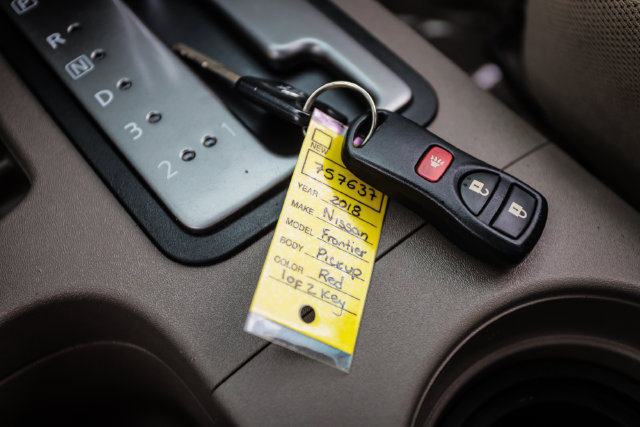 Used 2018 Nissan Frontier SV AWD/4WD image 66