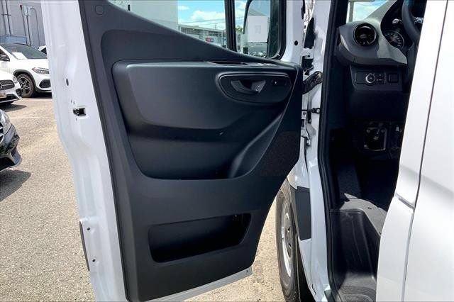 New 2026 Mercedes-Benz Sprinter 2500 image 27
