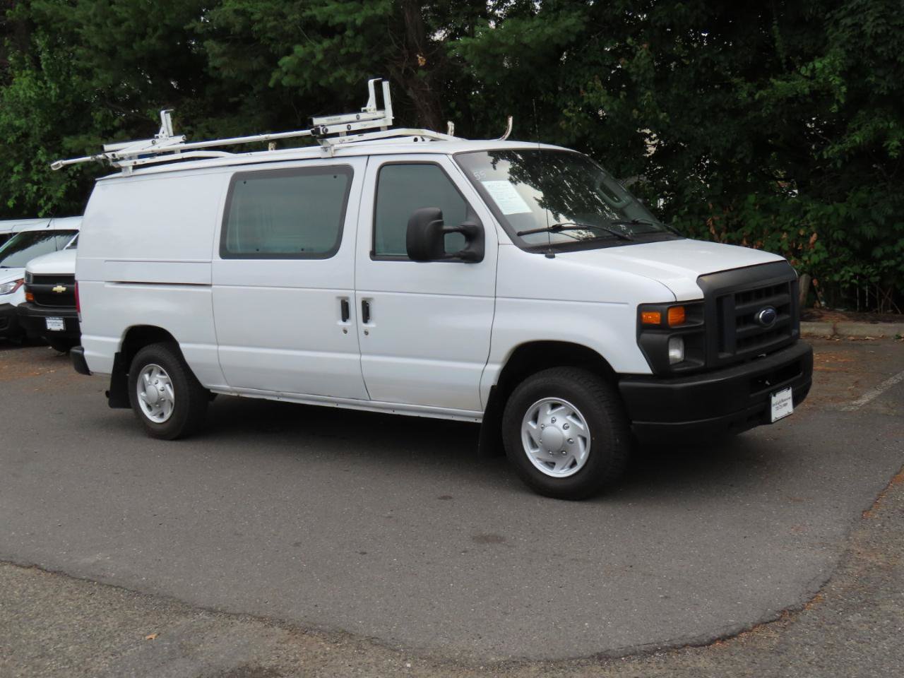 Used 2014 Ford E-150 and Econoline 150 RWD image 17
