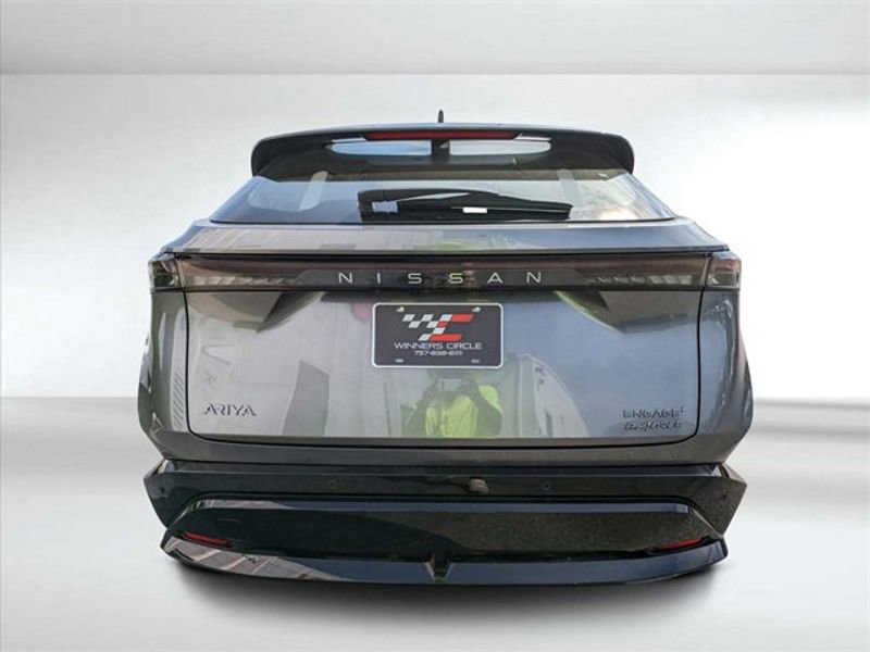New 2023 Nissan Ariya AWD image 5