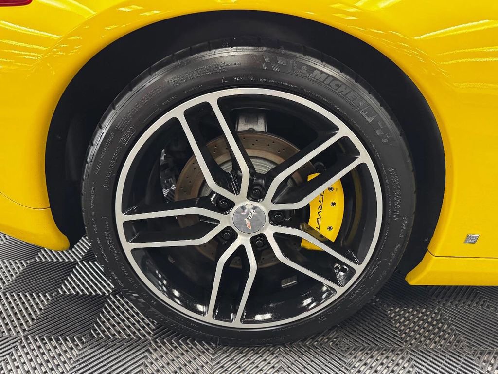 Used 2007 Chevrolet Corvette Convertible w/ Preferred Equipment Group image 31