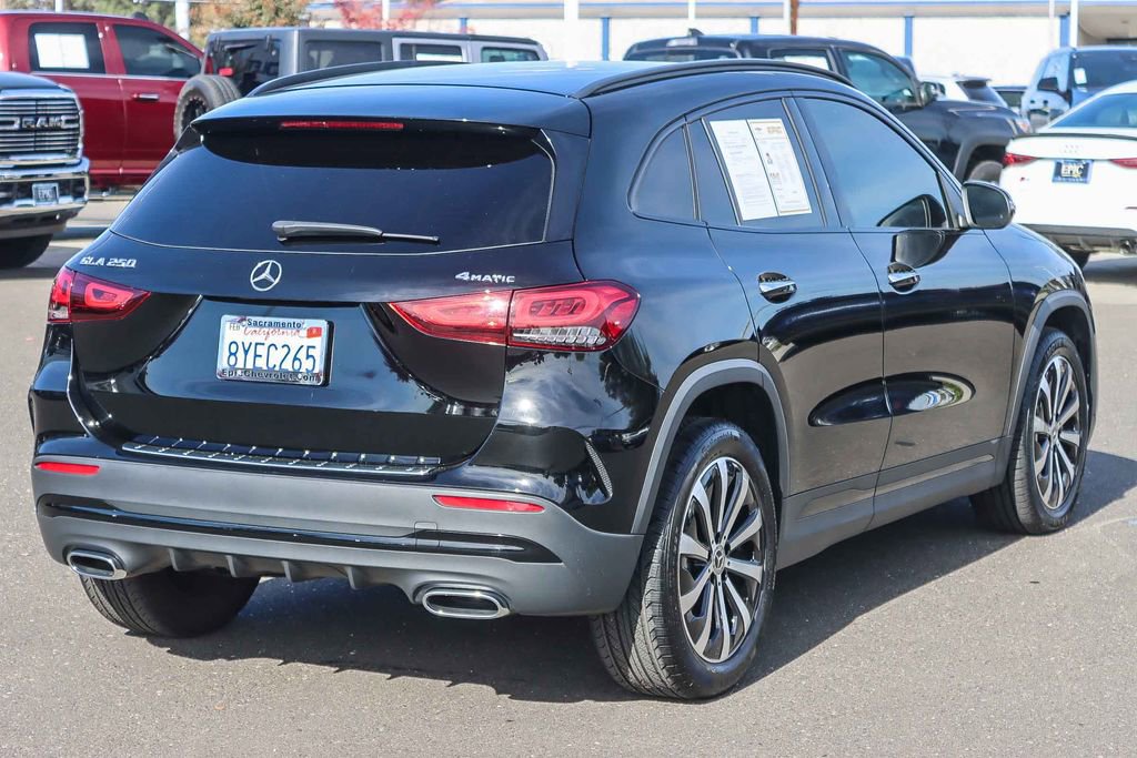 Used 2021 Mercedes-Benz GLA 250 4MATIC image 4