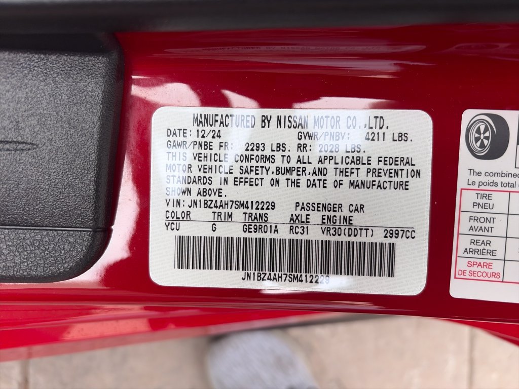 Used 2025 Nissan Z Sport w/ Floor Mat Package RWD image 31