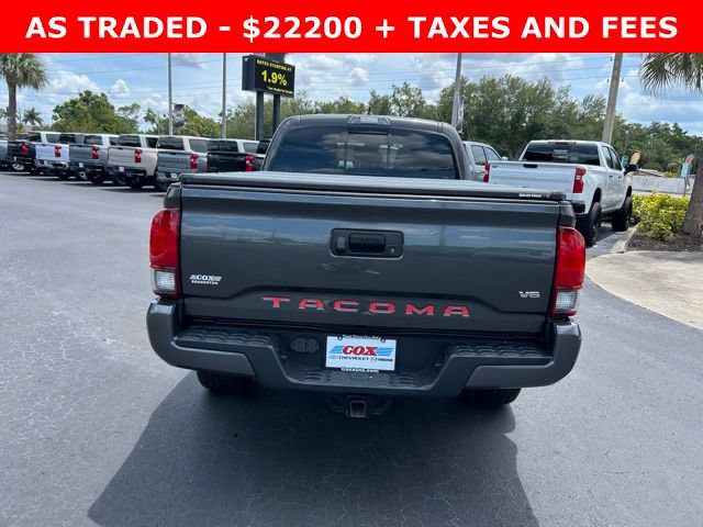 Used 2018 Toyota Tacoma TRD Sport RWD image 5