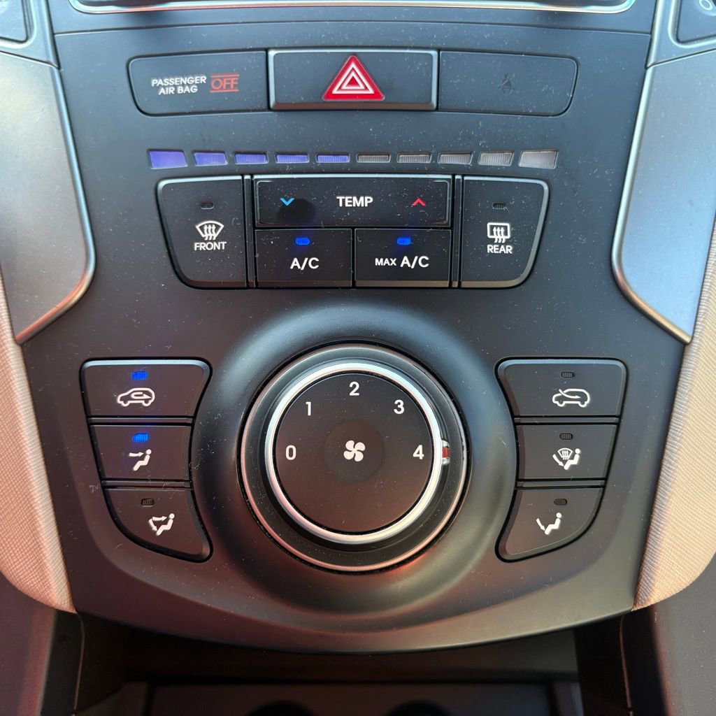 Used 2017 Hyundai Santa Fe Sport FWD image 23