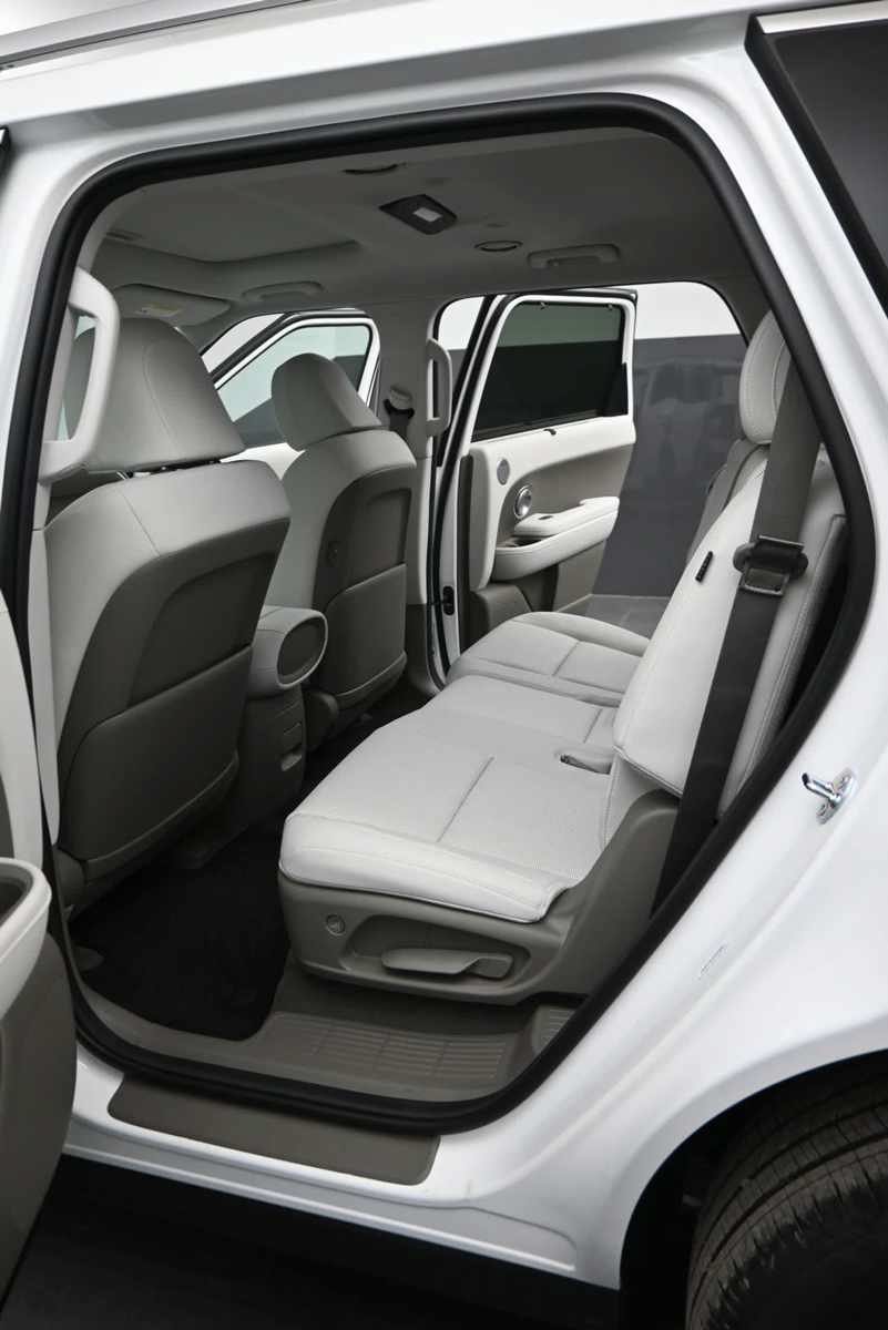 New 2027 Hyundai Palisade SEL Premium AWD/4WD image 15