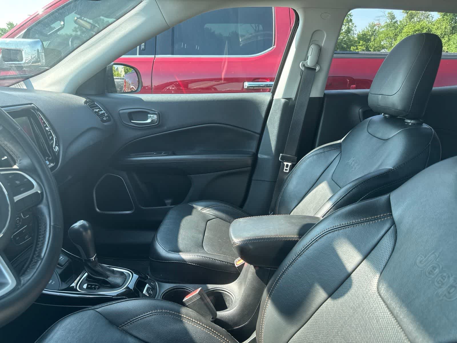 Used 2019 Jeep Compass Limited AWD/4WD image 30