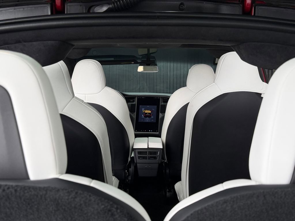 Used 2020 Tesla Model X Performance image 15