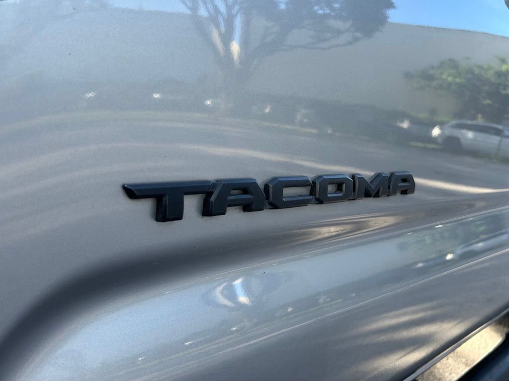 Used 2021 Toyota Tacoma SR5 RWD image 32