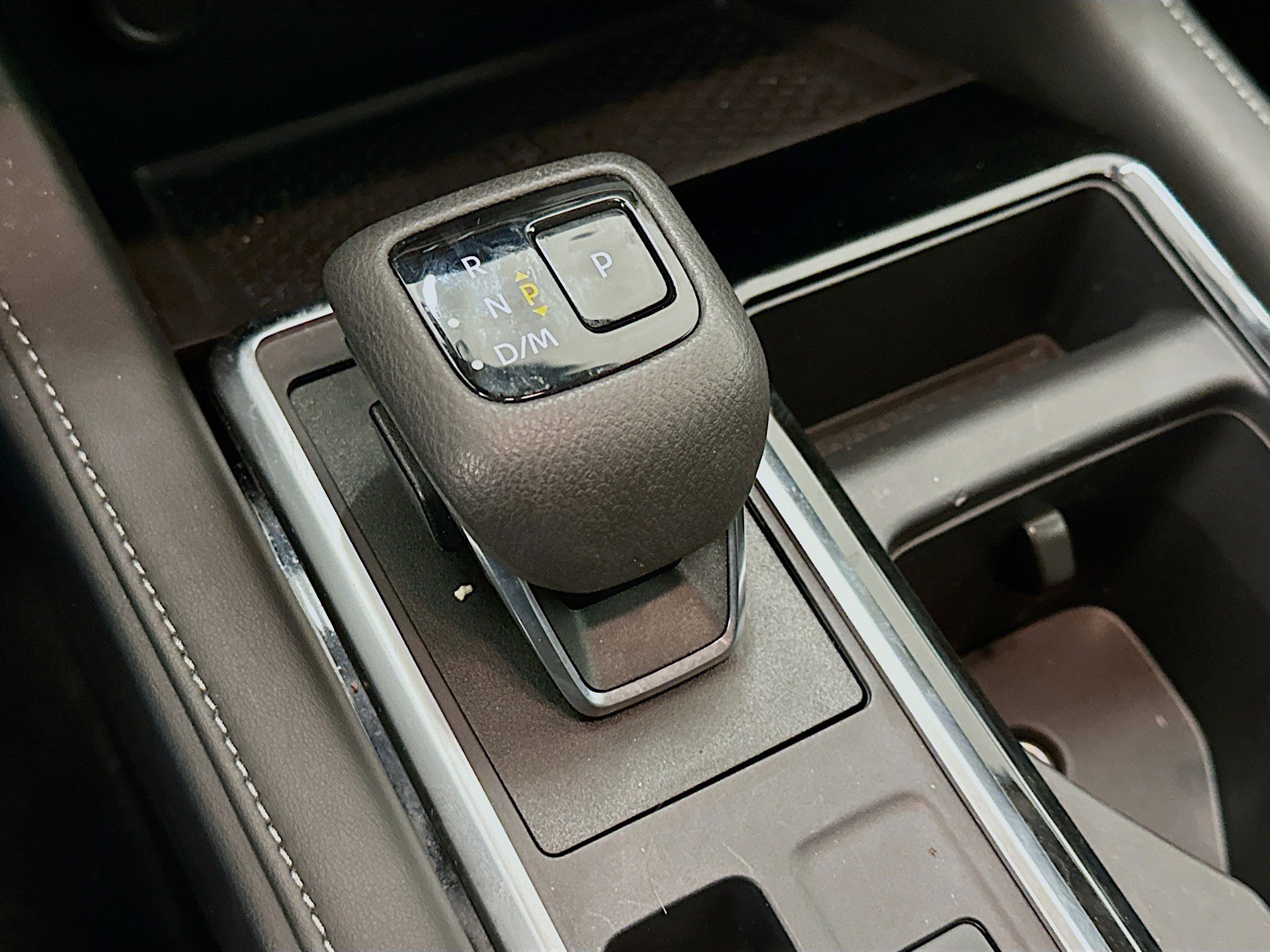 Used 2024 Nissan Pathfinder SL image 25