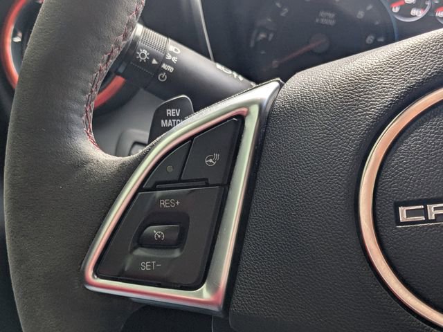 Used 2018 Chevrolet Camaro ZL1 image 23