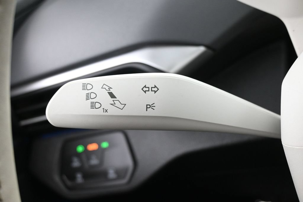 Used 2021 Volkswagen ID.4 1st Edition RWD image 21