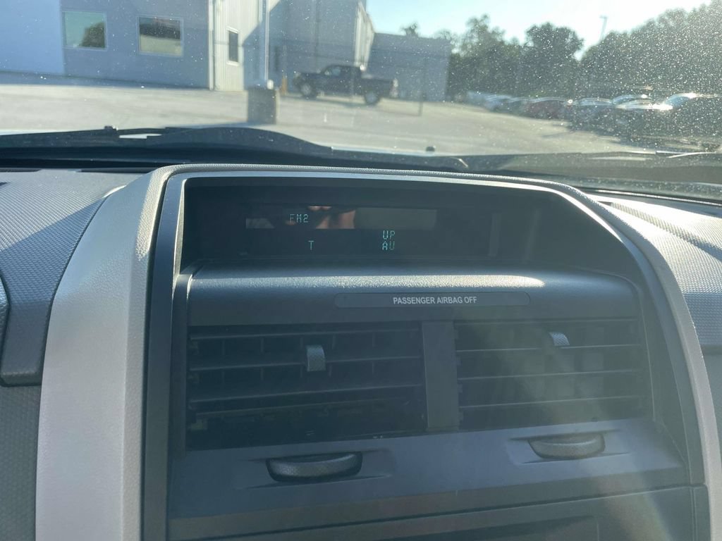 Used 2012 Ford Escape XLS AWD/4WD image 18