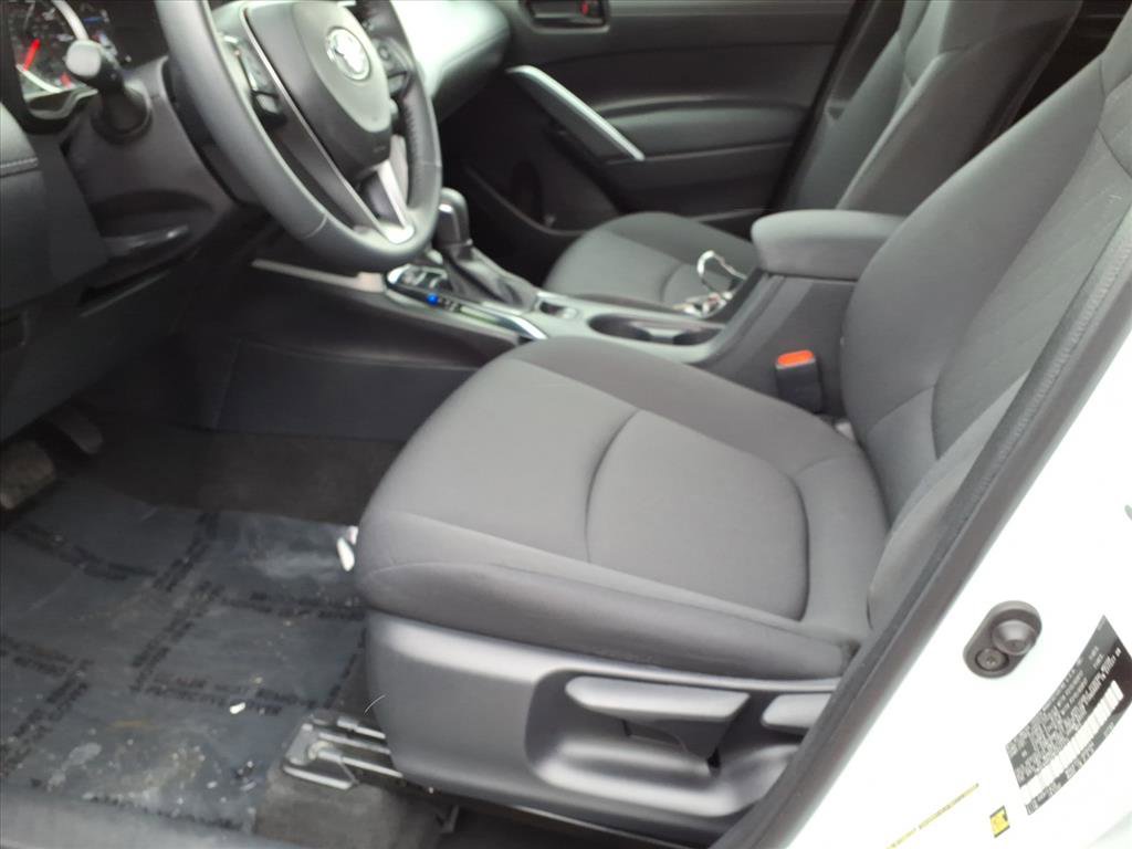 Certified 2022 Toyota Corolla Cross LE image 14