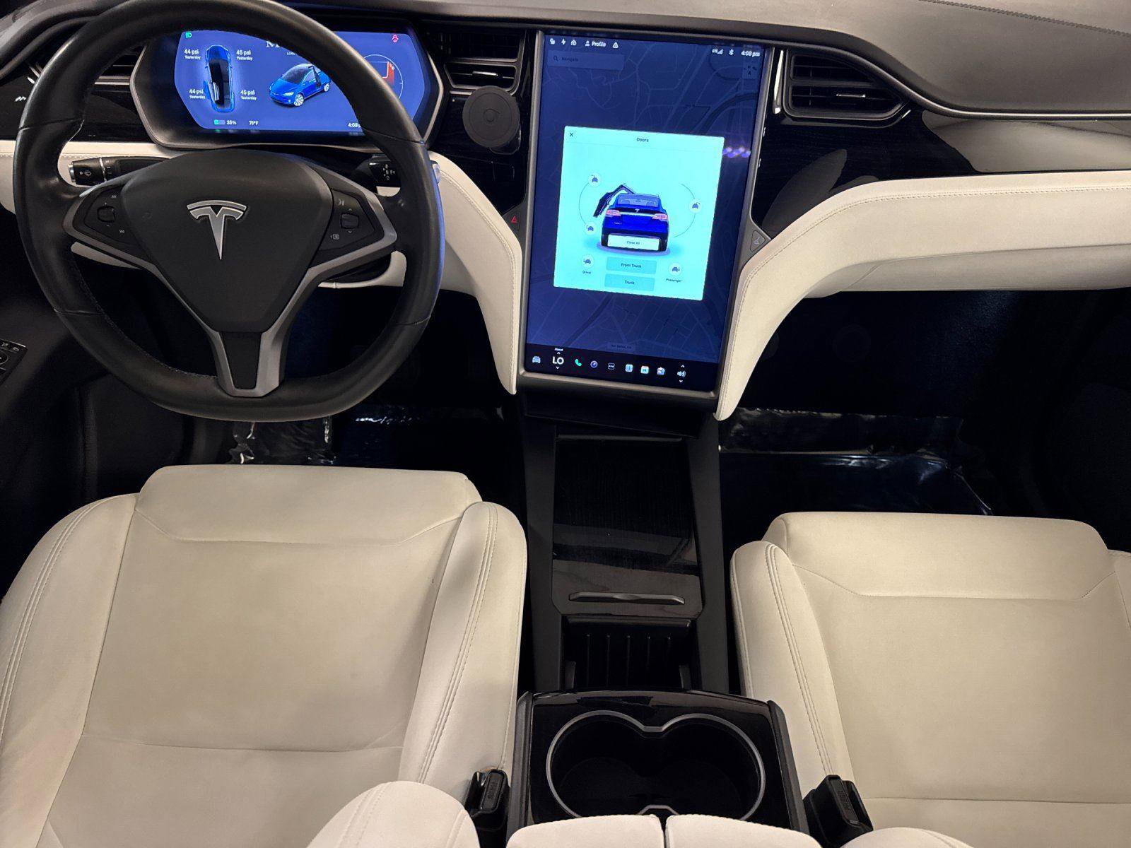Used 2019 Tesla Model X 75D image 12