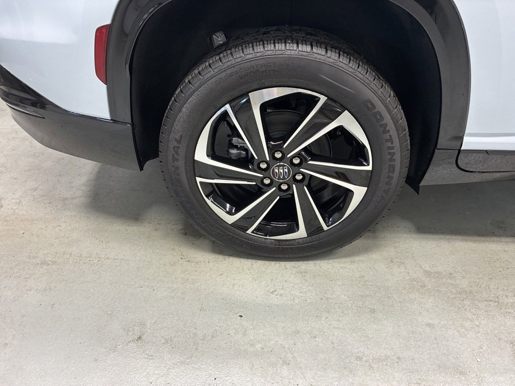 New 2026 Buick Enclave Sport Touring w/ Power Package image 3