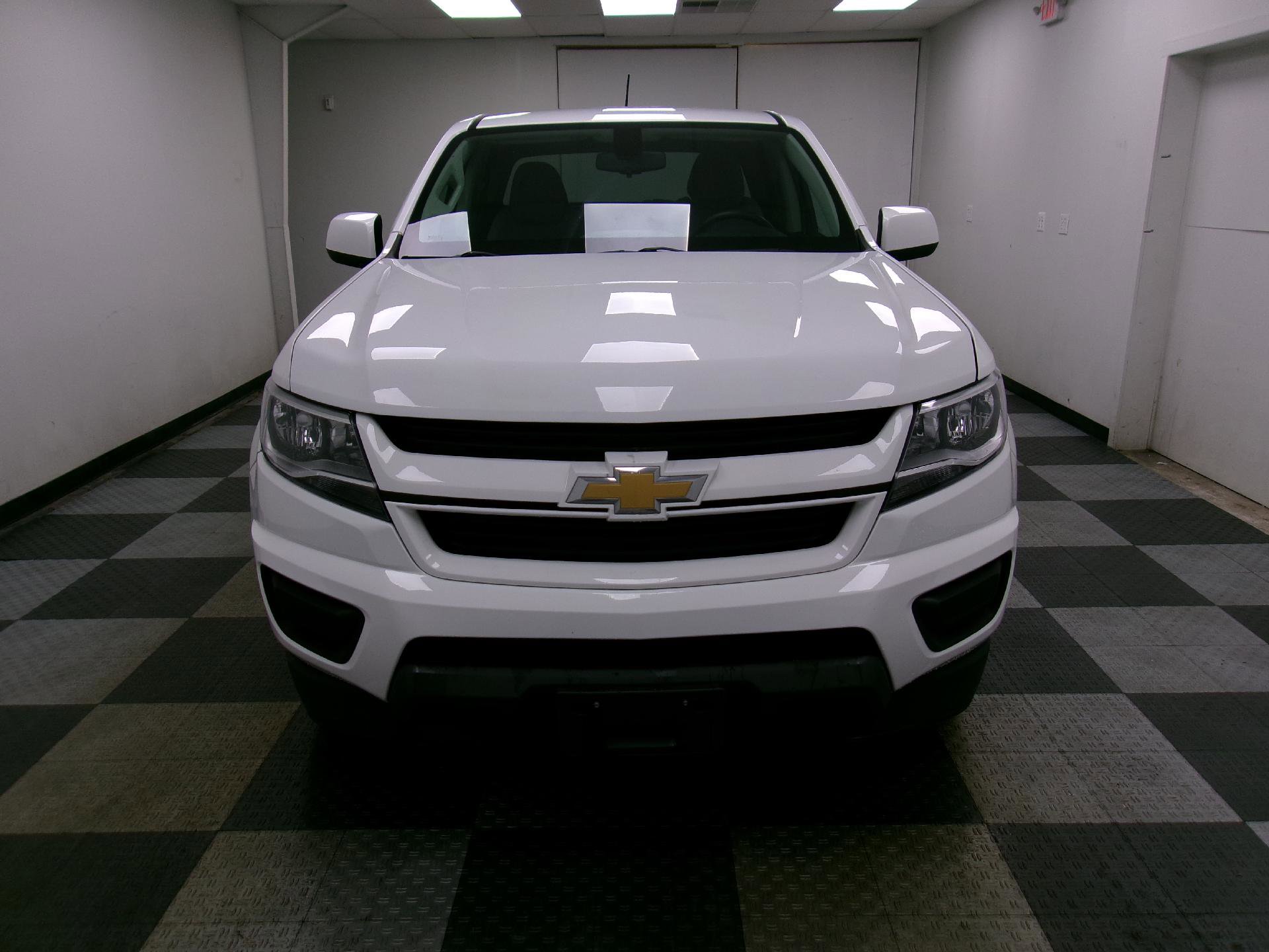Used 2019 Chevrolet Colorado W/T w/ Custom Special Edition image 13