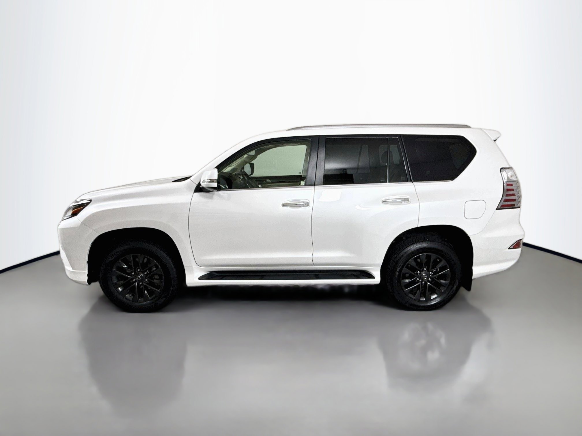 Used 2020 Lexus GX 460 Premium w/ Premium Package AWD/4WD image 4