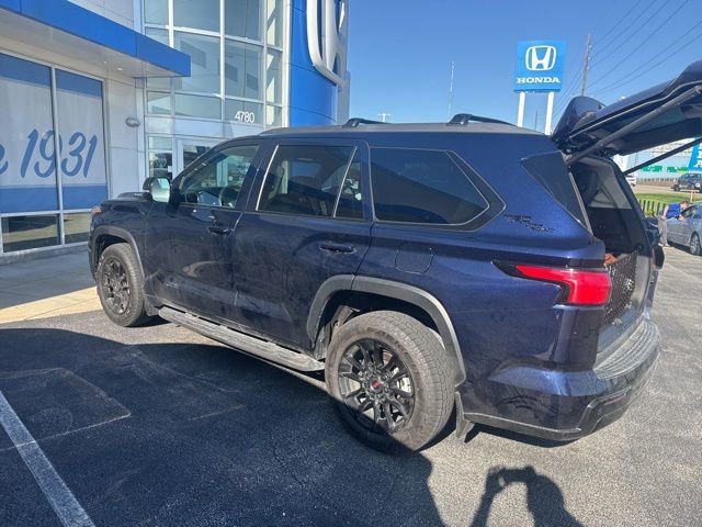 Used 2024 Toyota Sequoia Limited w/ TRD Off-Road Package AWD/4WD image 8