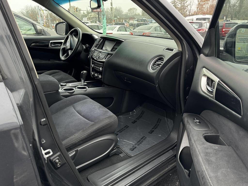 Used 2013 Nissan Pathfinder SV image 7