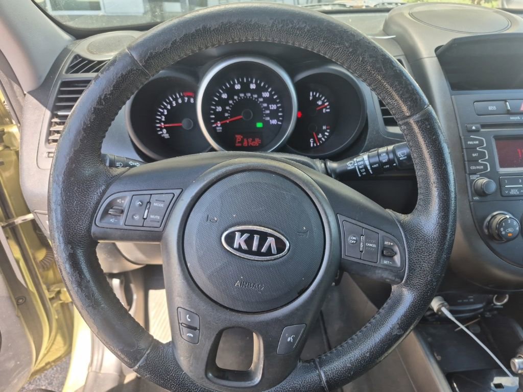 Used 2012 Kia Soul + image 4