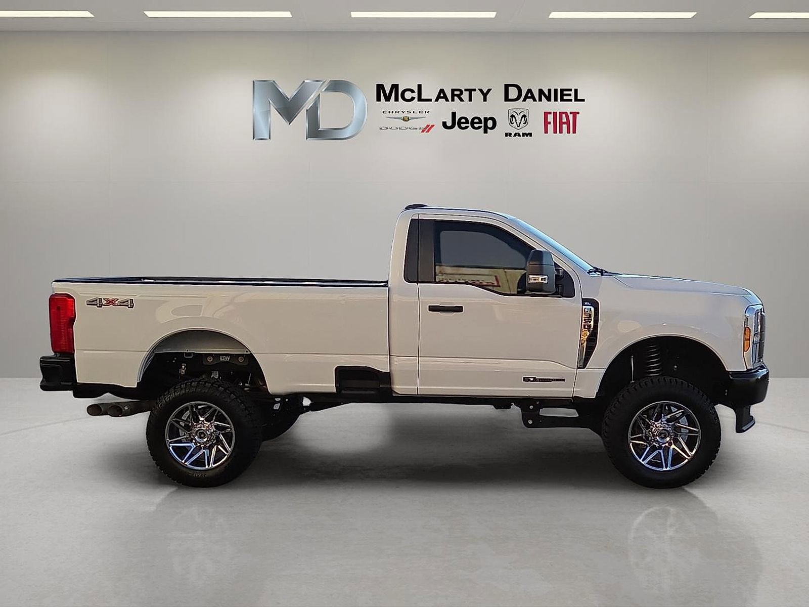 Used 2025 Ford F350 XL image 6