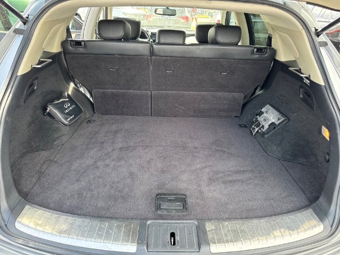 Used 2010 INFINITI FX35 AWD w/ Navigation Pkg image 15