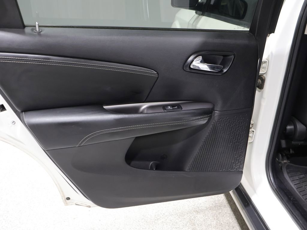 Used 2016 Dodge Journey Crossroad w/ Popular Equipment Group AWD/4WD image 19