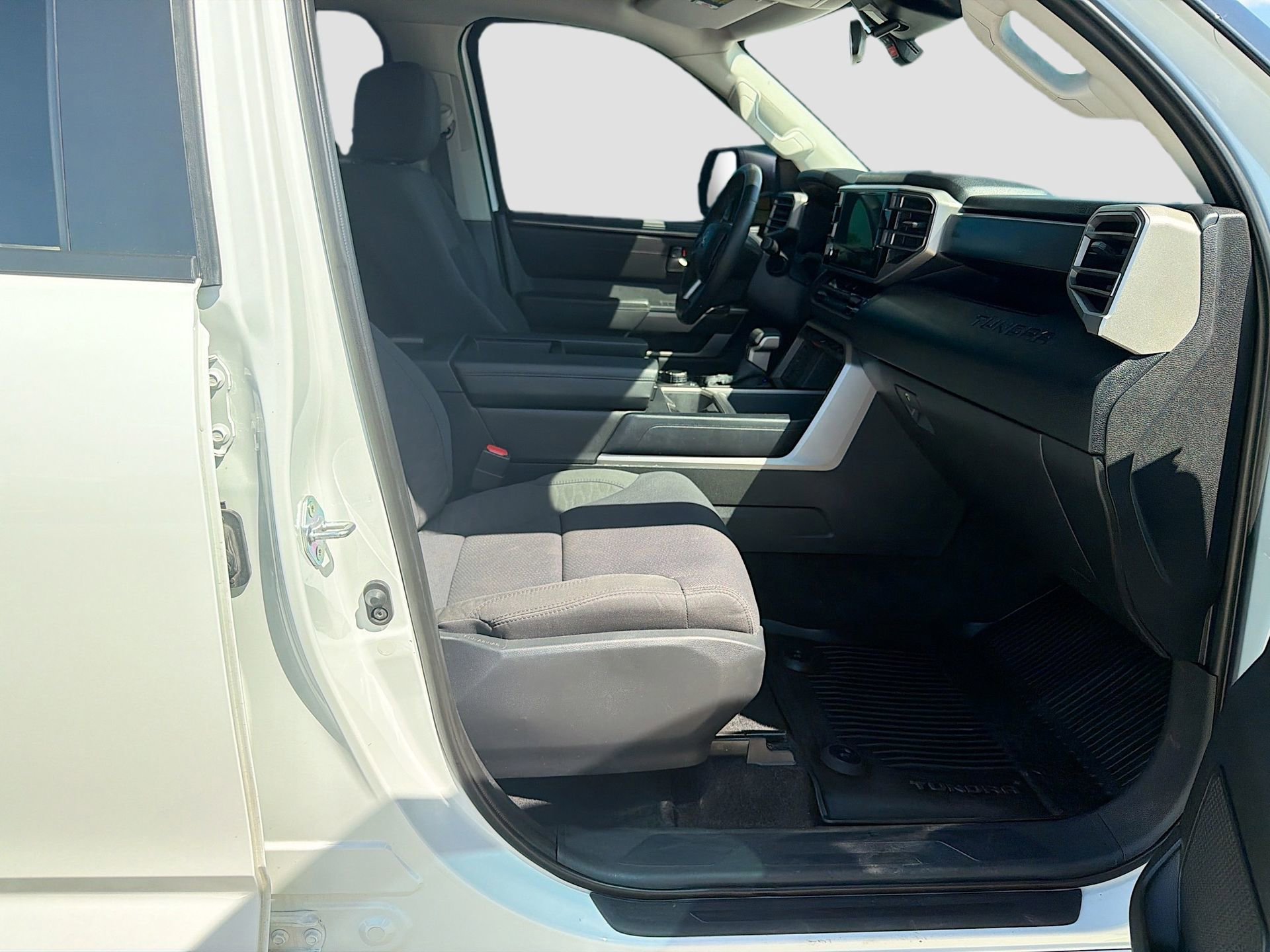 Used 2024 Toyota Tundra SR5 image 29