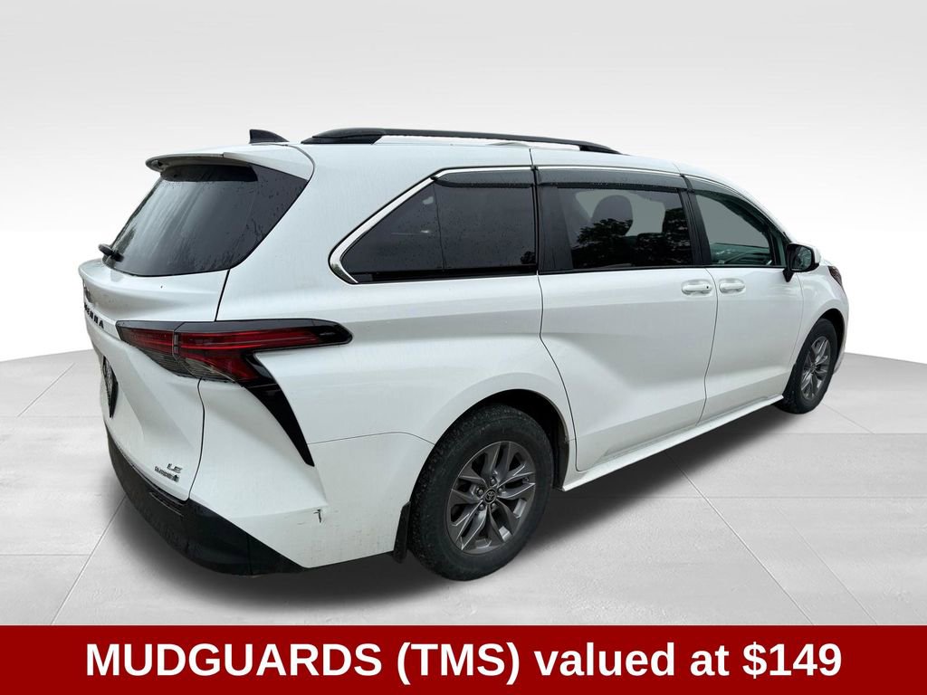 Used 2022 Toyota Sienna LE FWD image 6