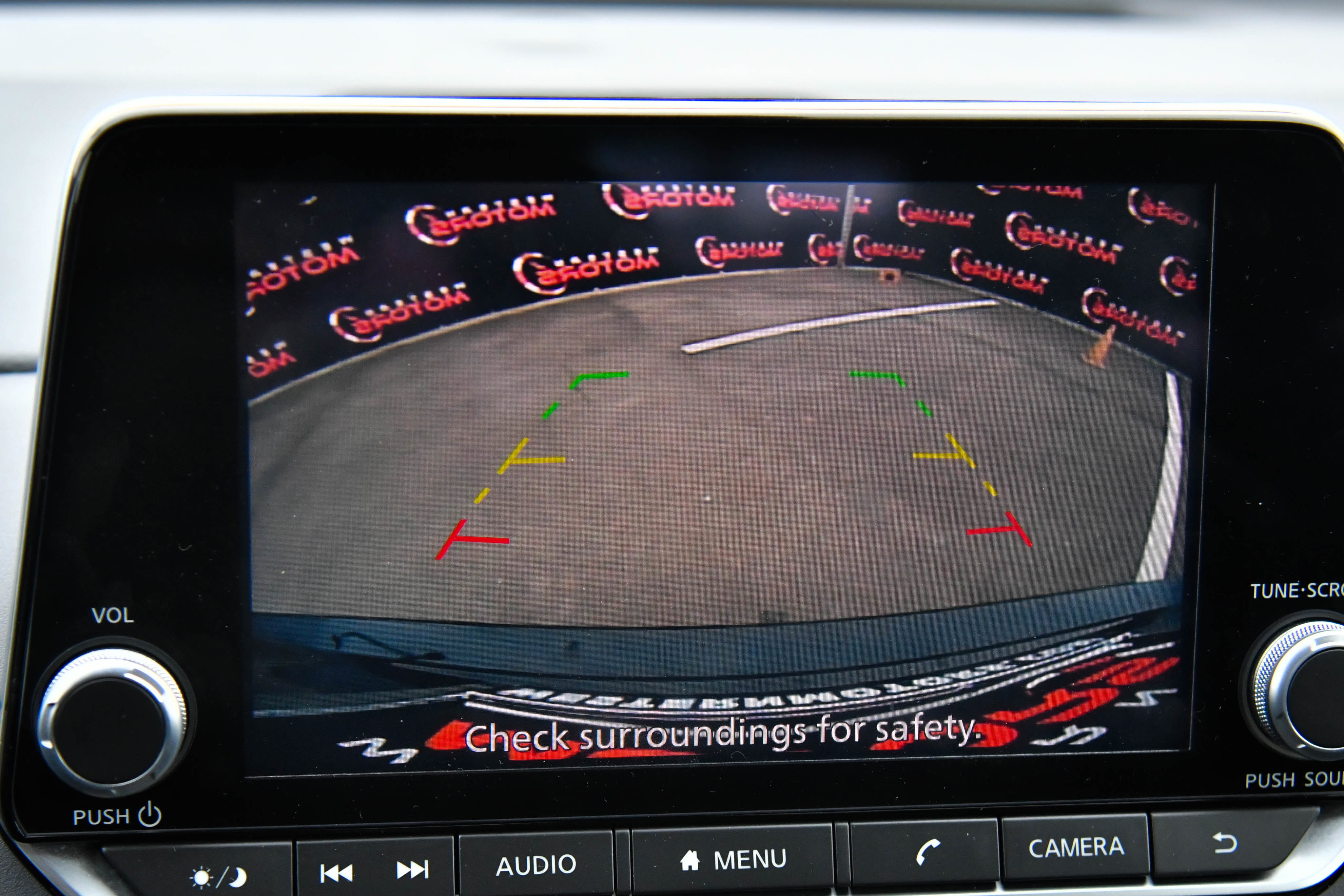 Used 2024 Nissan Altima 2.5 SV image 18