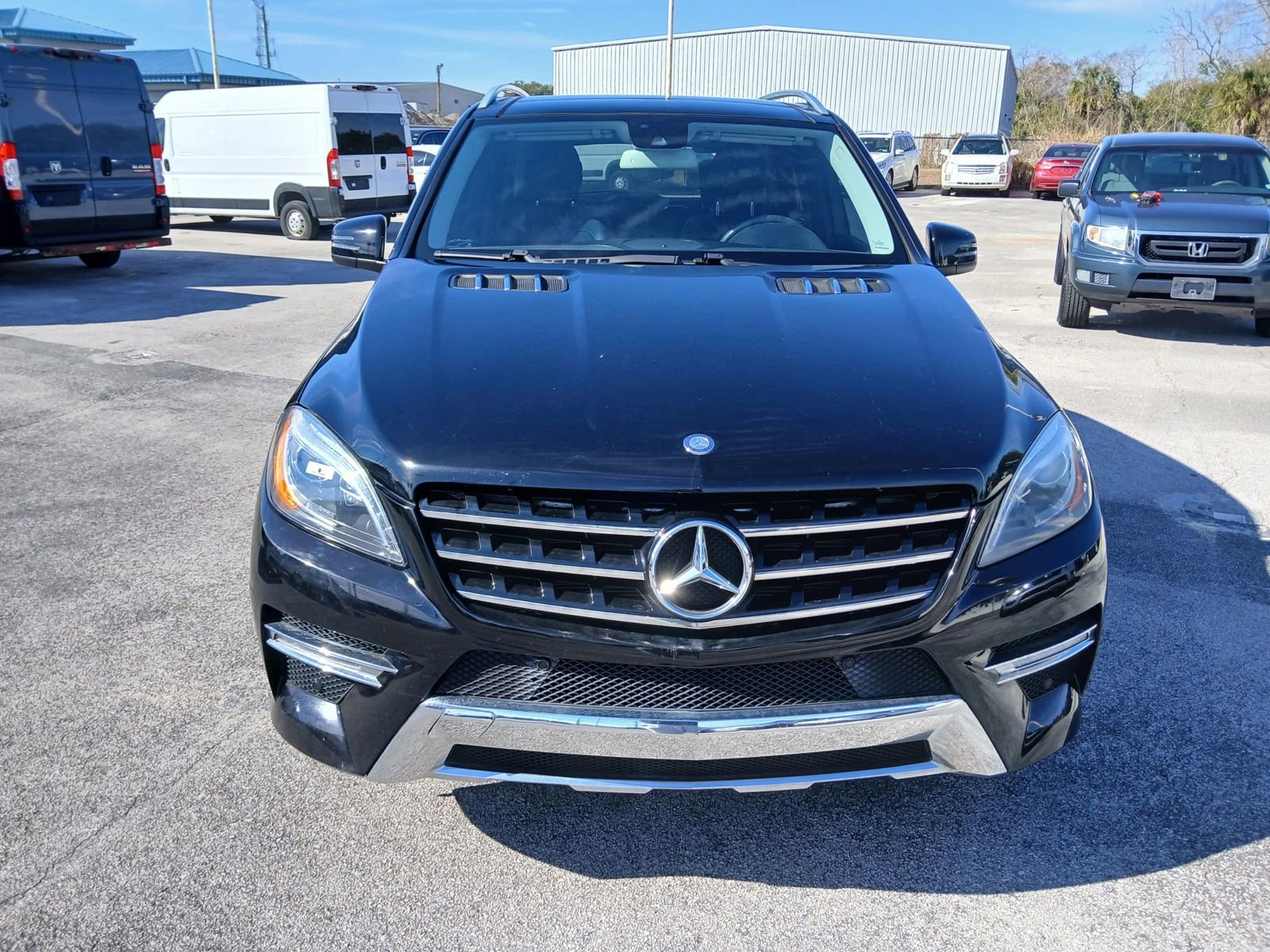 Used 2015 Mercedes-Benz ML 400 4MATIC image 3