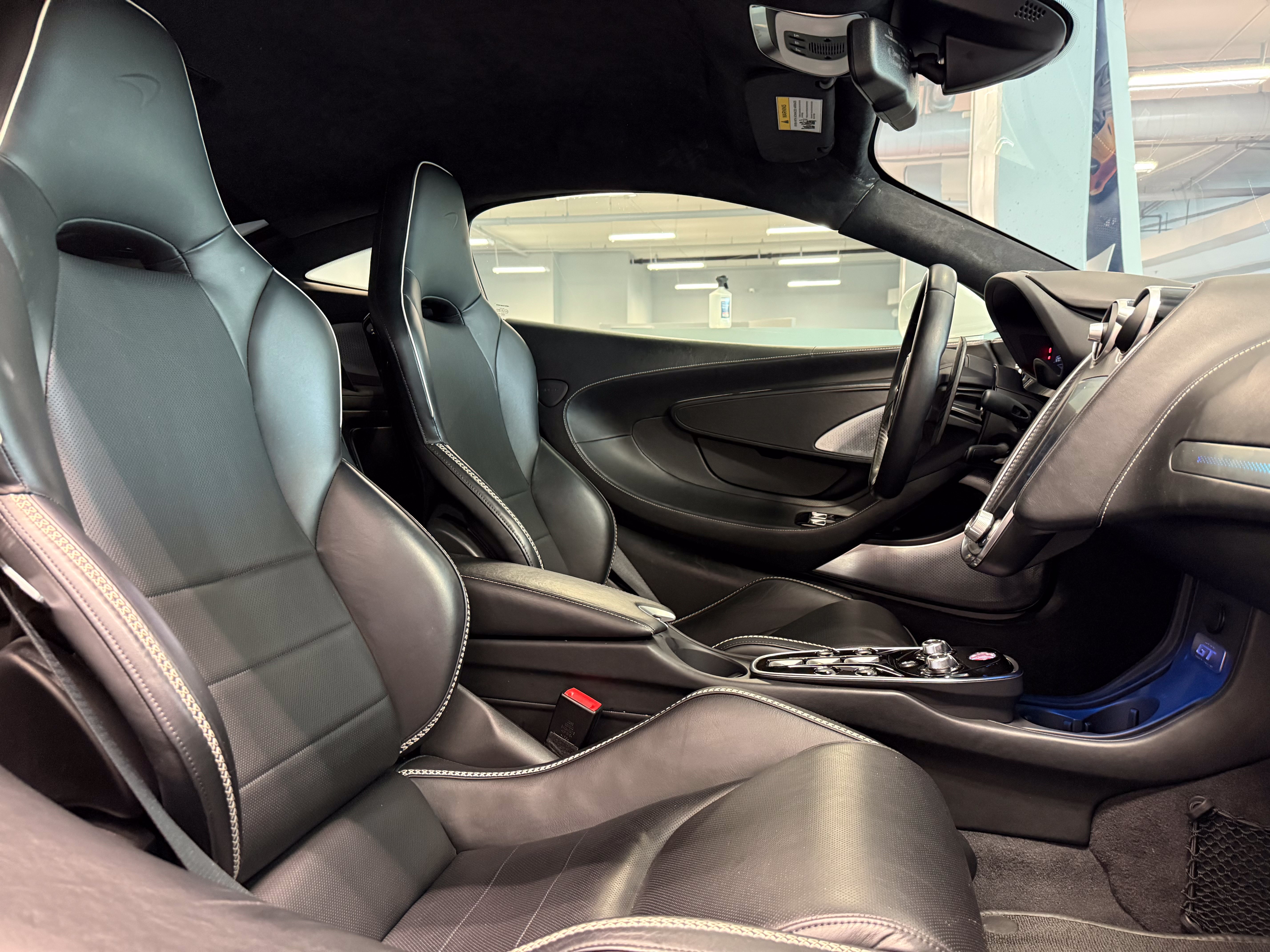 Used 2023 McLaren GT RWD image 7