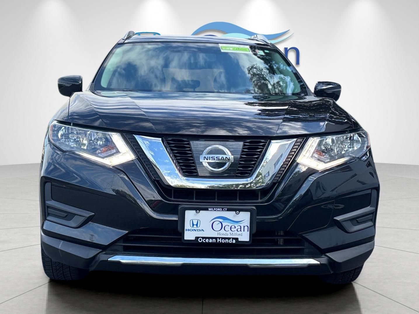Used 2017 Nissan Rogue SV AWD/4WD image 8
